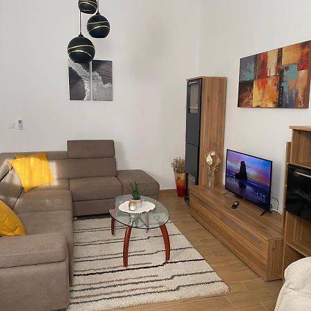 Apartman Andela Pula Centar Bagian luar foto