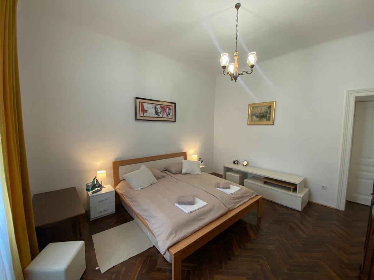 Apartman Andela Pula Centar Bagian luar foto